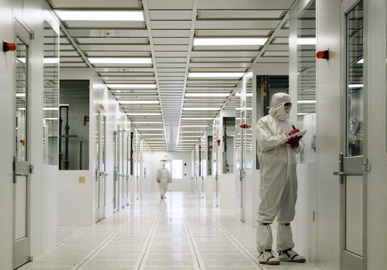 Cleanroom Testing & Commissioning Services